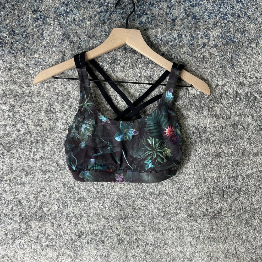 Lululemon Sports Bra Womens 6 Black Floral‎ Strappy Cross Back Yoga Running Gym